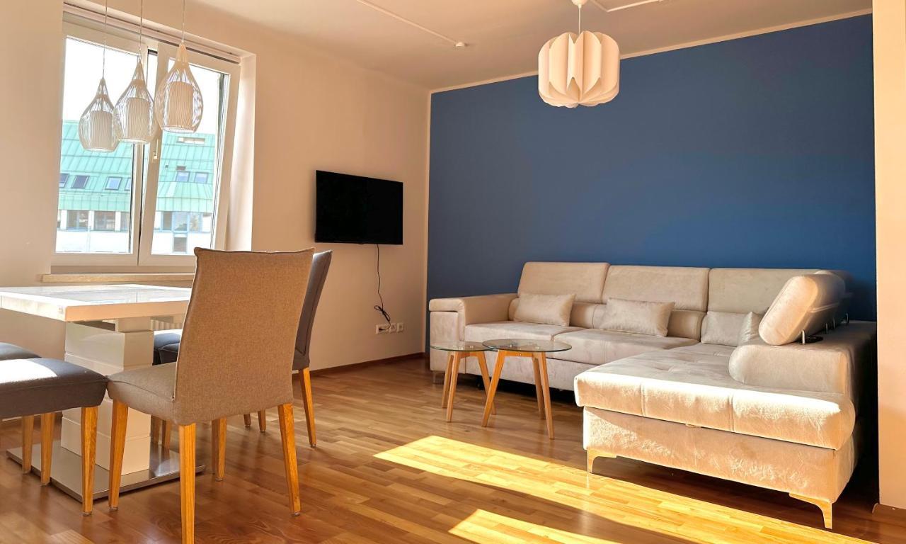 Homely Stay Apartment 2 Sankt Poelten Buitenkant foto